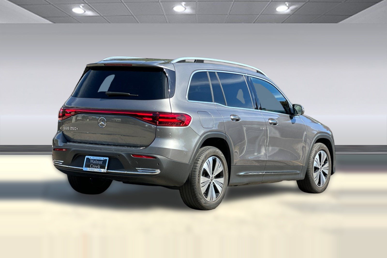 Certified 2024 Mercedes-Benz EQB 250+ image 9