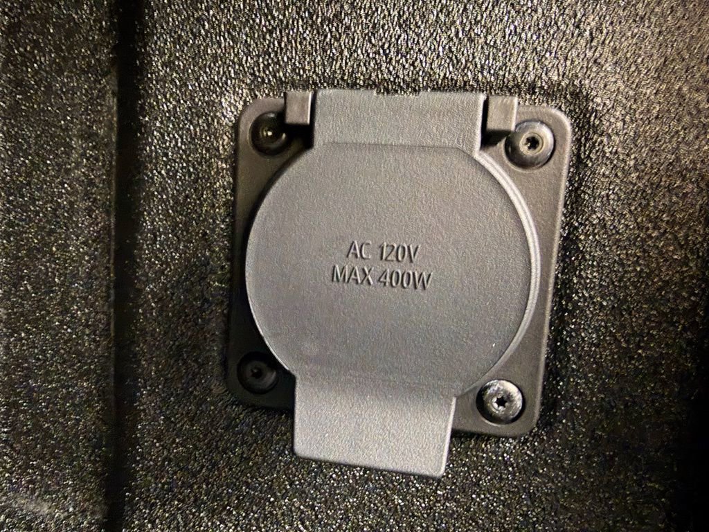 Used 2024 GMC Canyon AT4X image 8