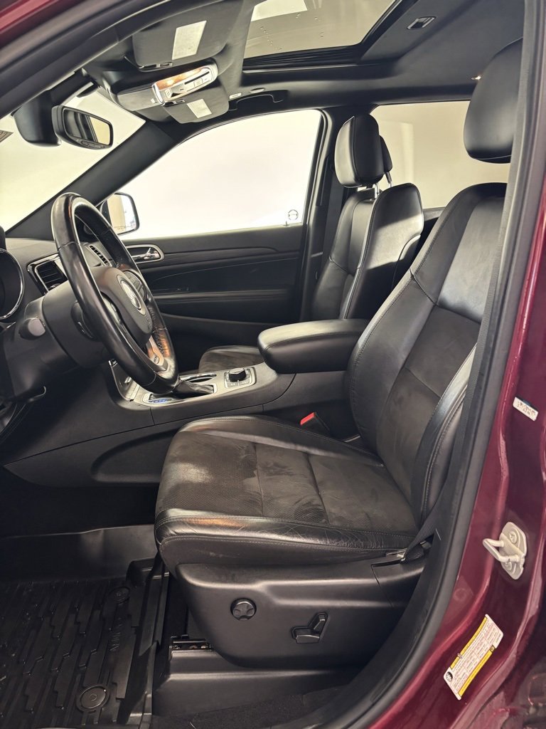 Used 2020 Jeep Grand Cherokee Altitude image 12