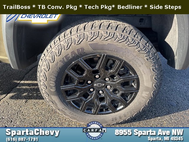Used 2025 Chevrolet Colorado Trail Boss image 24