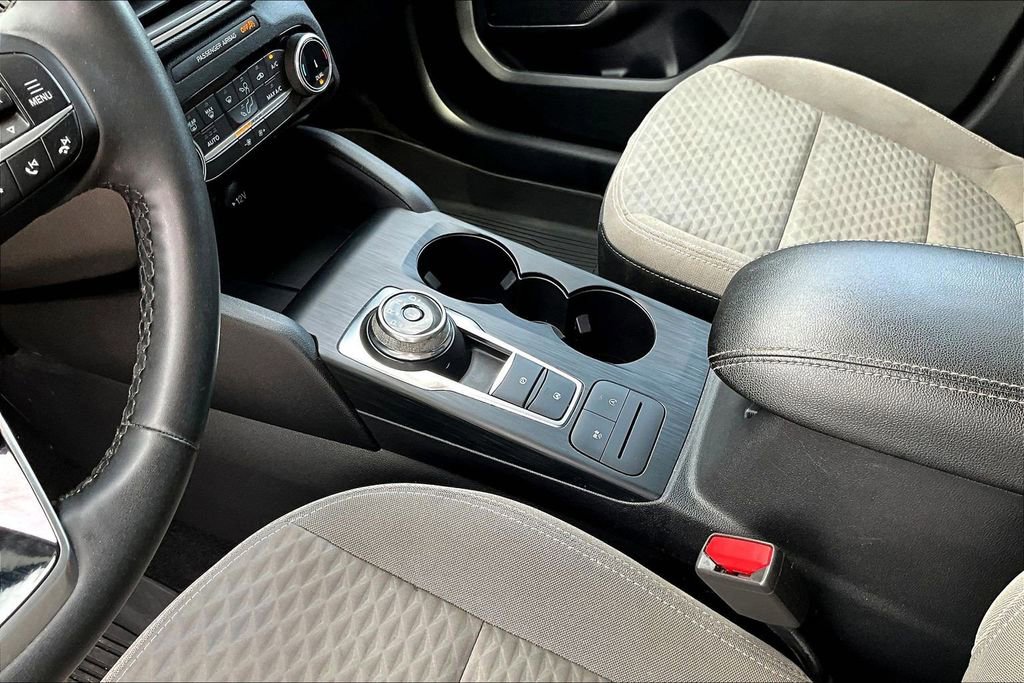 Used 2022 Ford Escape SE w/ Convenience Package image 20