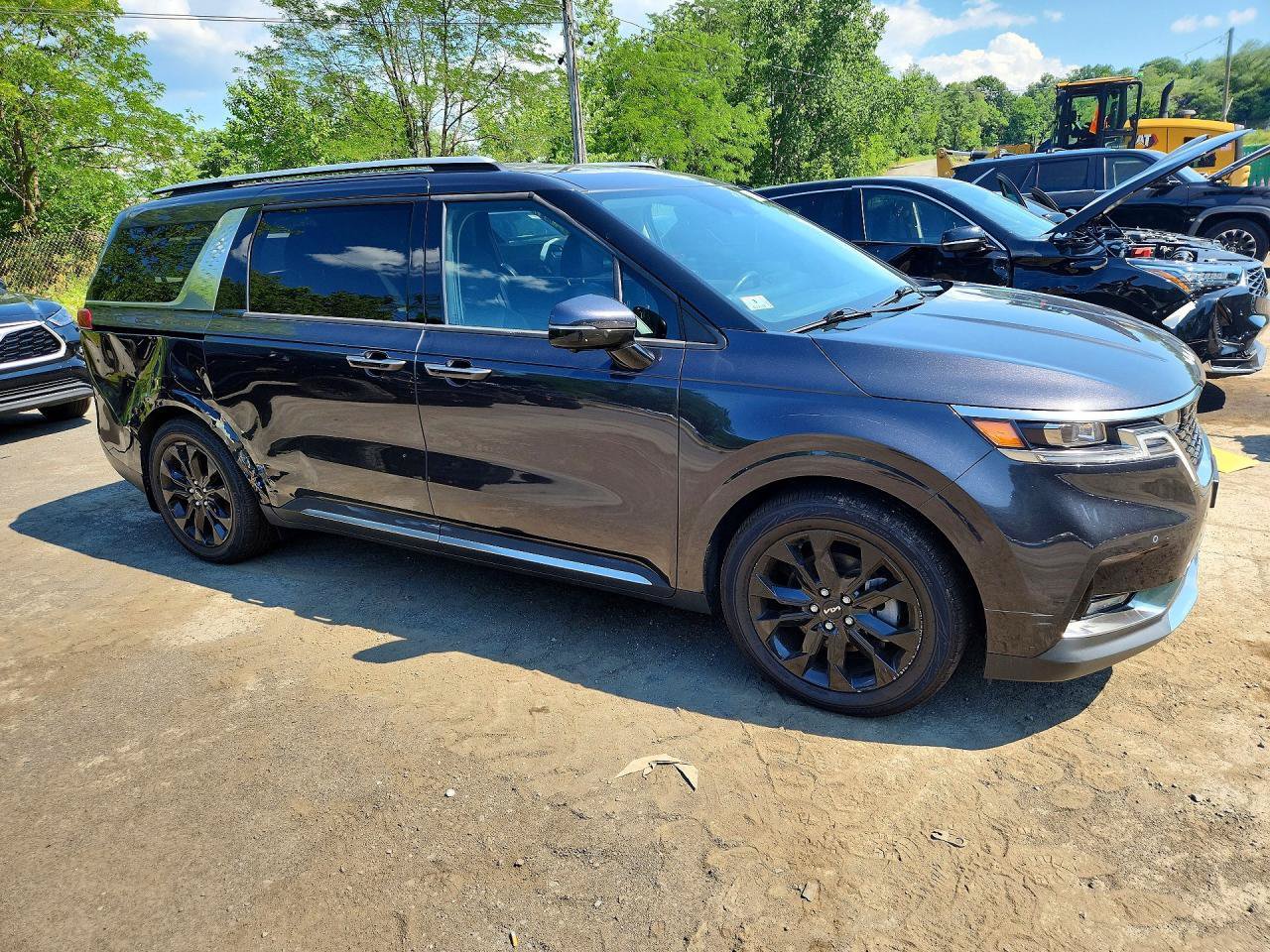 Used 2023 Kia Carnival SX Prestige