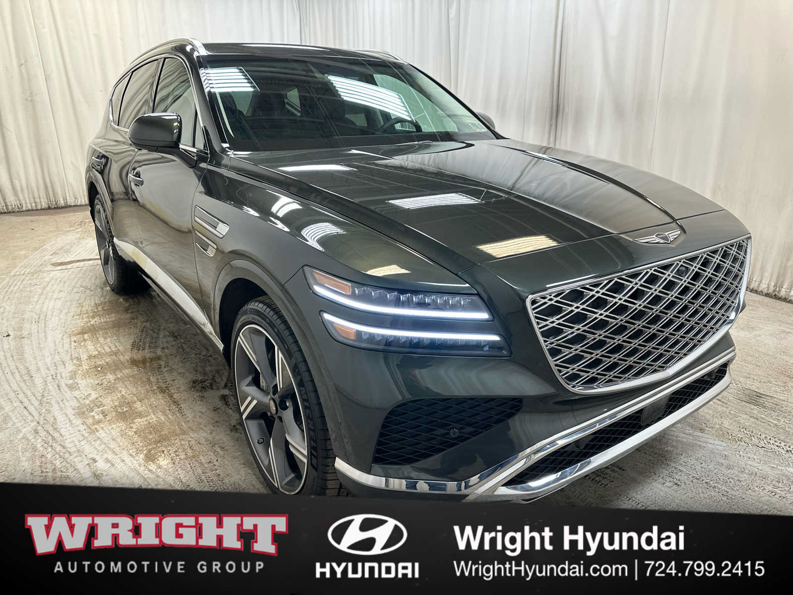 Certified 2025 Genesis GV80 2.5T Prestige AWD/4WD image 1