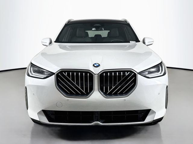 Used 2025 BMW X3 xDrive30i w/ Convenience Package AWD/4WD image 2