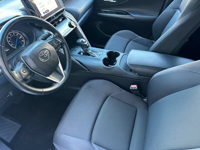 Used 2024 Toyota Venza LE AWD/4WD image 10