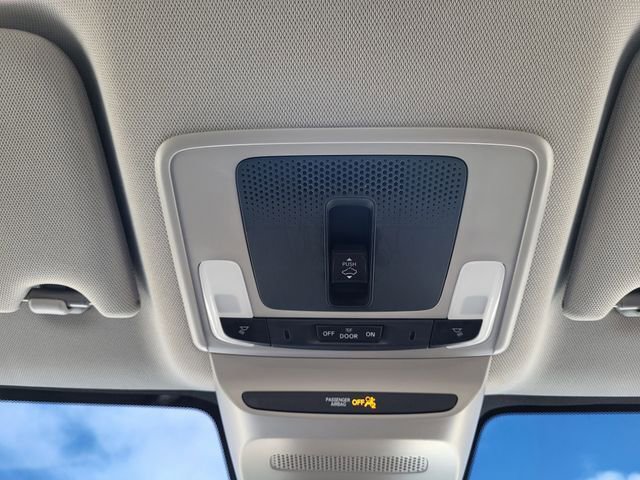 Used 2025 Honda HR-V EX-L image 20