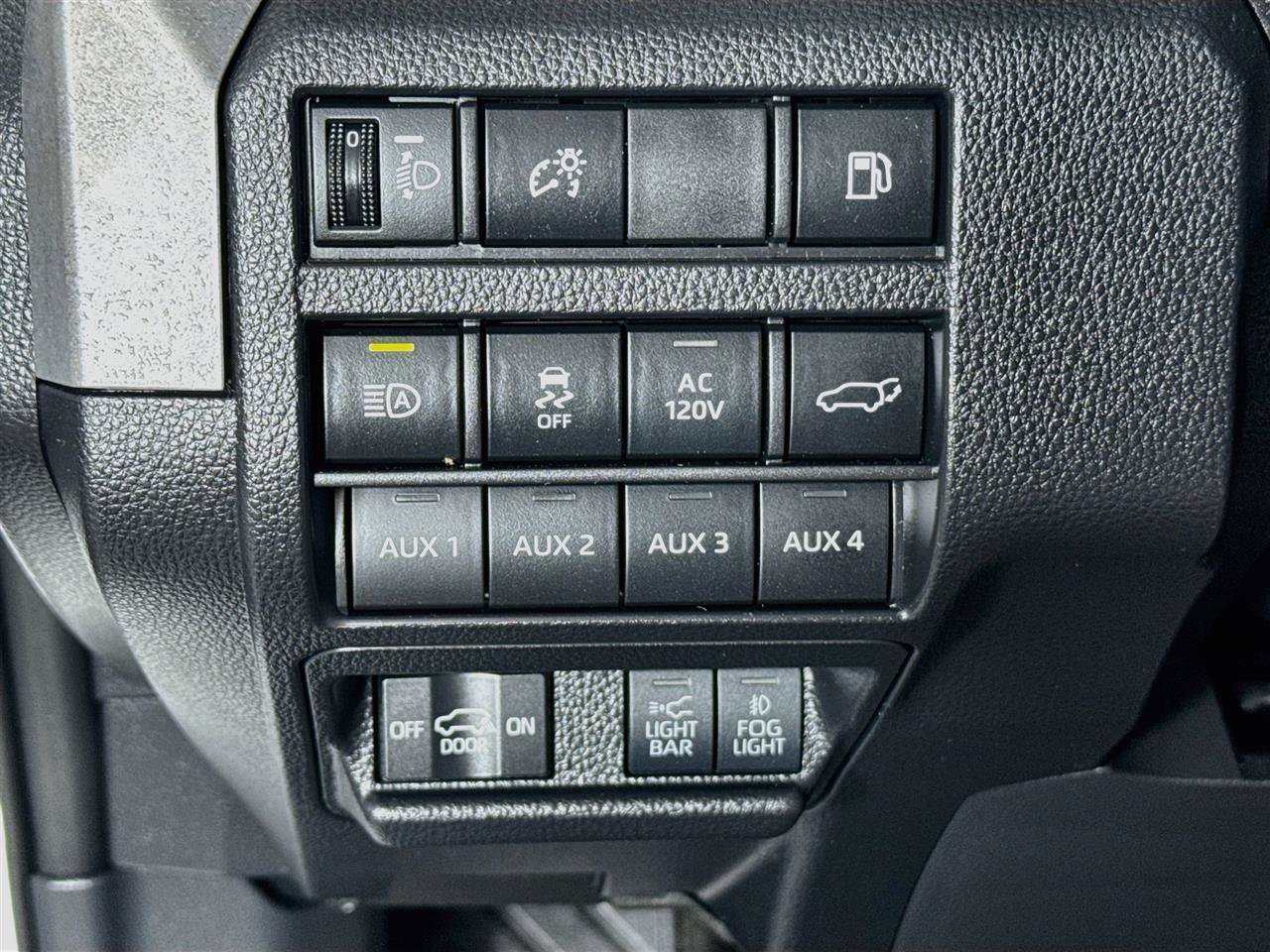 Certified 2025 Toyota 4Runner Trailhunter AWD/4WD image 11