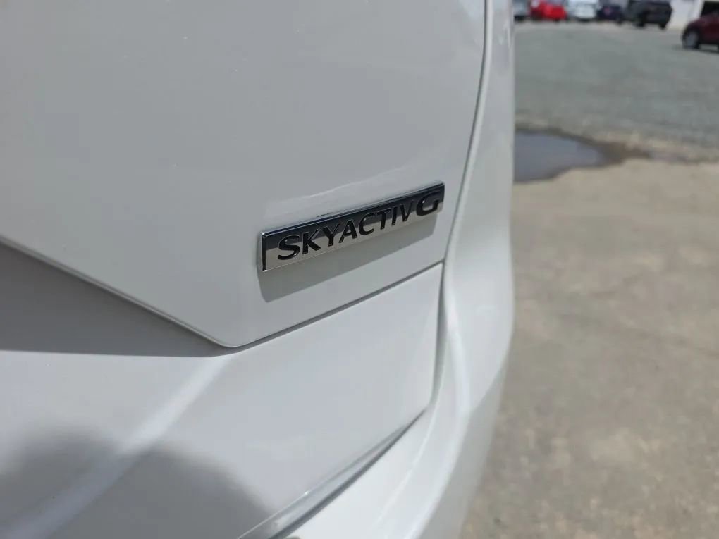 Used 2020 MAZDA CX-5 Touring FWD image 12