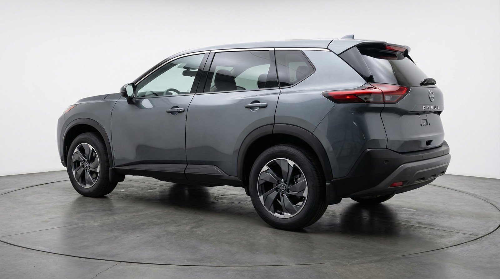 Used 2025 Nissan Rogue SV image 6