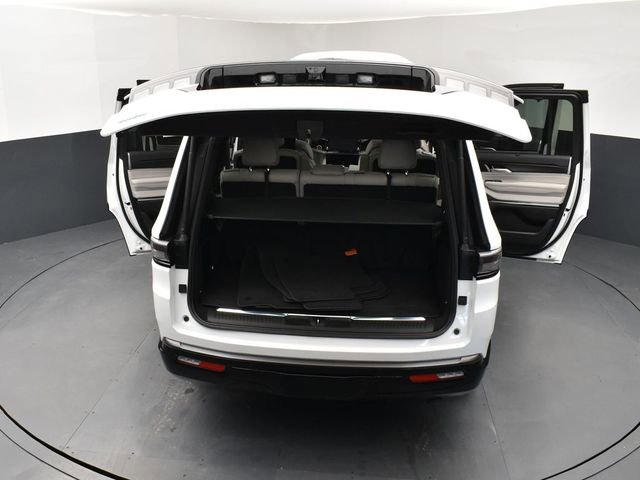 New 2026 Jeep Grand Wagoneer Summit w/ Rear Seat Video Group I image 29