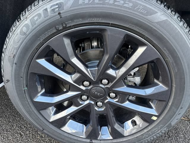 New 2026 Jeep Grand Cherokee Limited AWD/4WD image 5