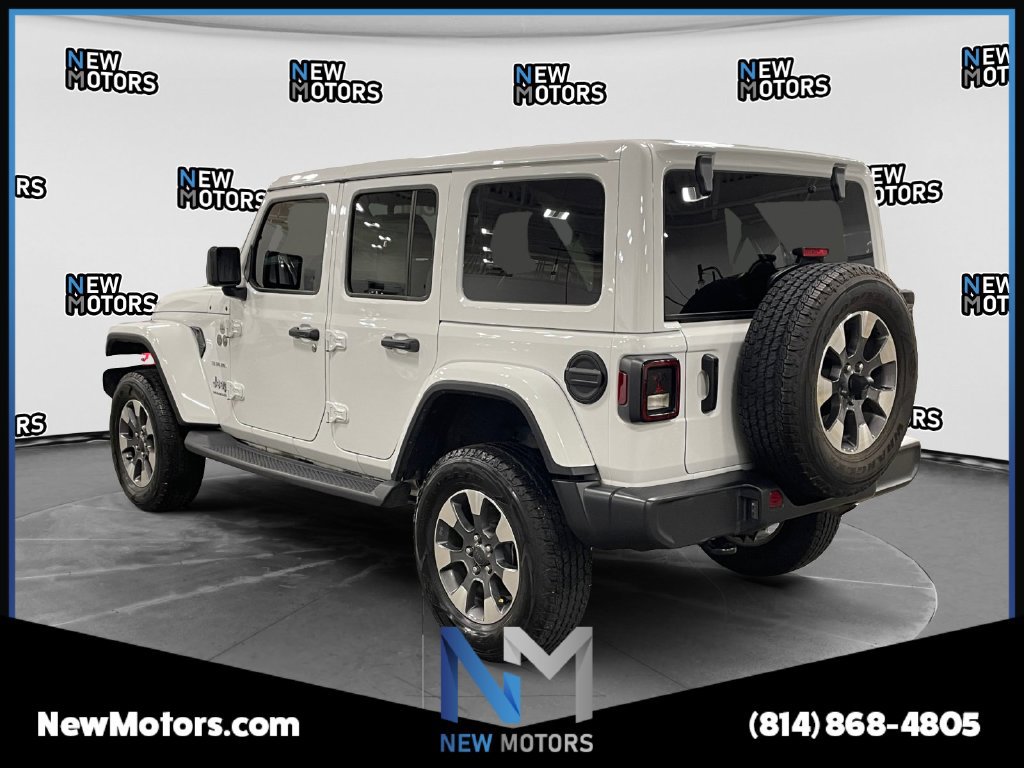 Used 2023 Jeep Wrangler Unlimited Sahara w/ Cold Weather Group AWD/4WD image 3