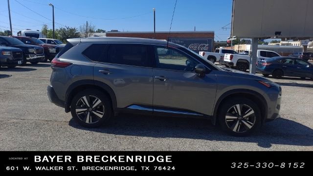 Used 2021 Nissan Rogue Platinum image 4