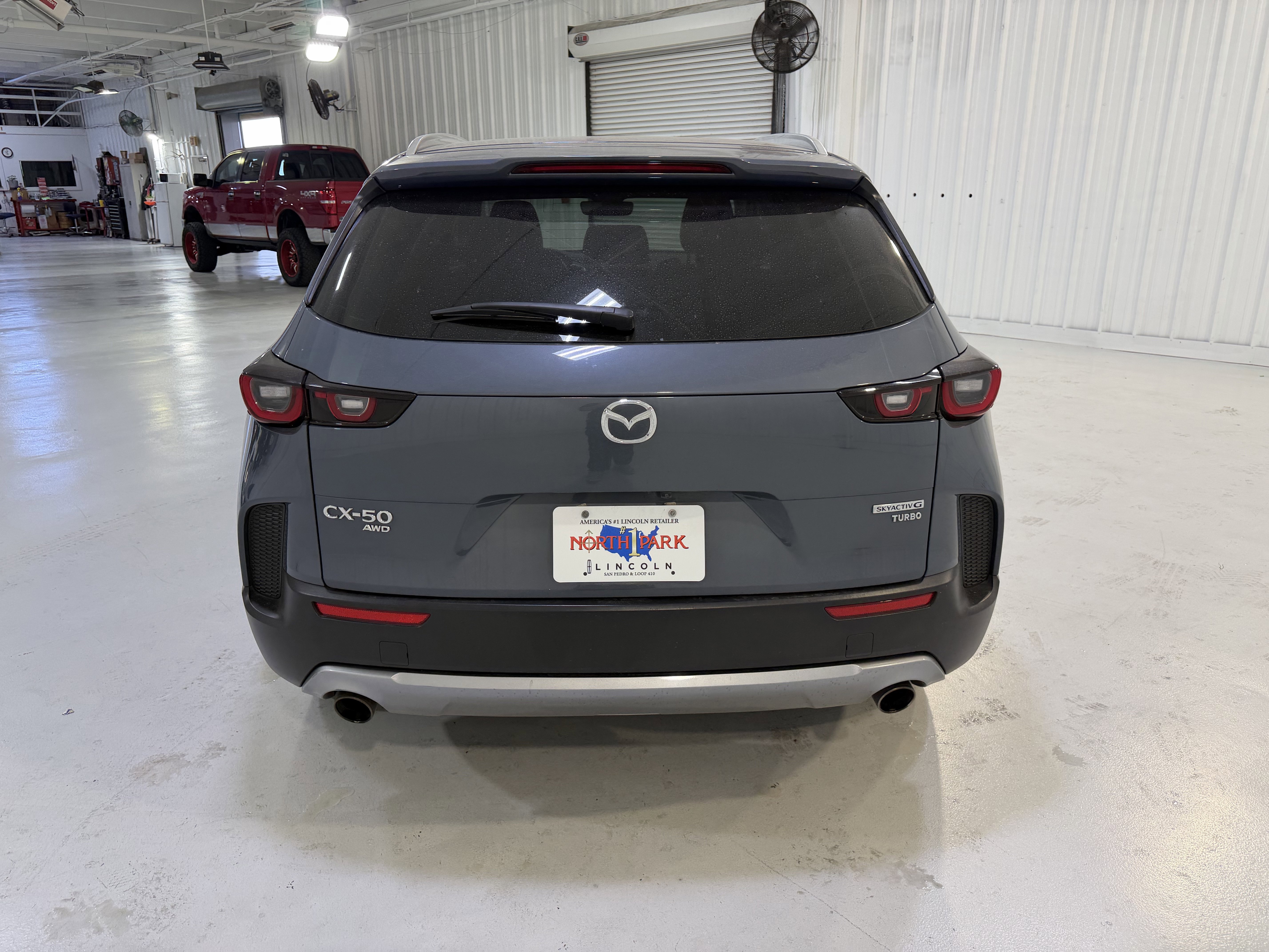 Used 2023 MAZDA CX-50 Meridian Edition image 4