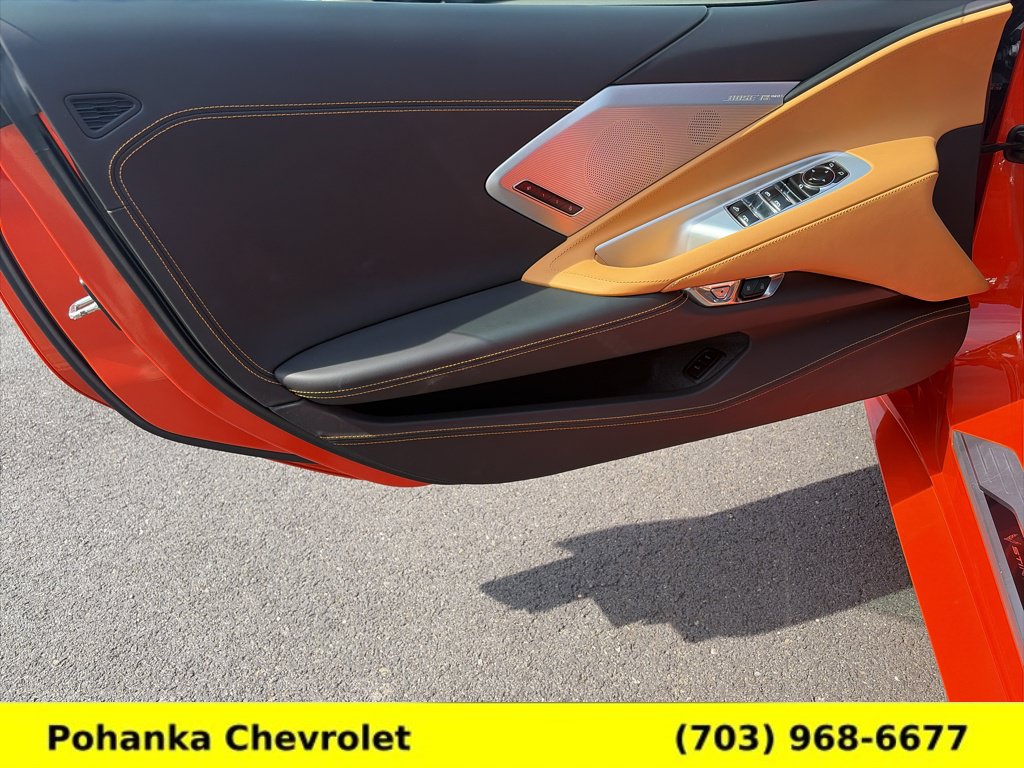 Used 2021 Chevrolet Corvette Stingray Premium Conv w/ Z51 Performance Package RWD image 19