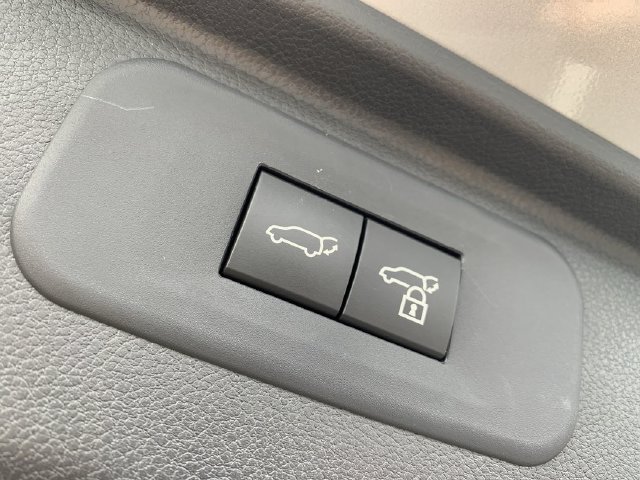 Used 2026 Toyota Grand Highlander XLE FWD image 40