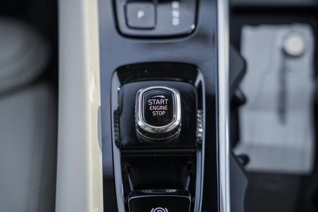 New 2026 Volvo XC60 B5 Ultra w/ Protection Package Premier image 28