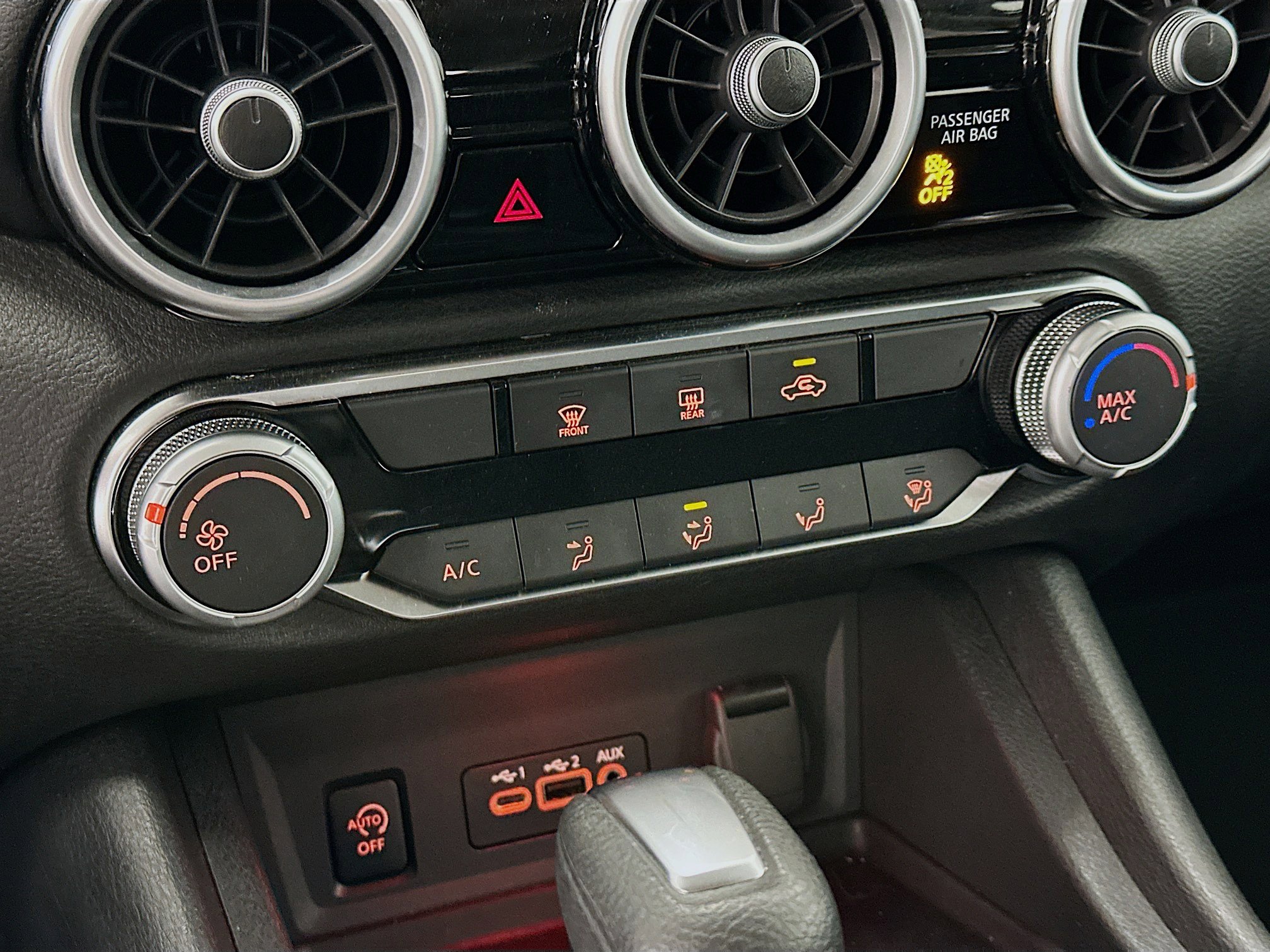 Used 2024 Nissan Sentra SV image 23