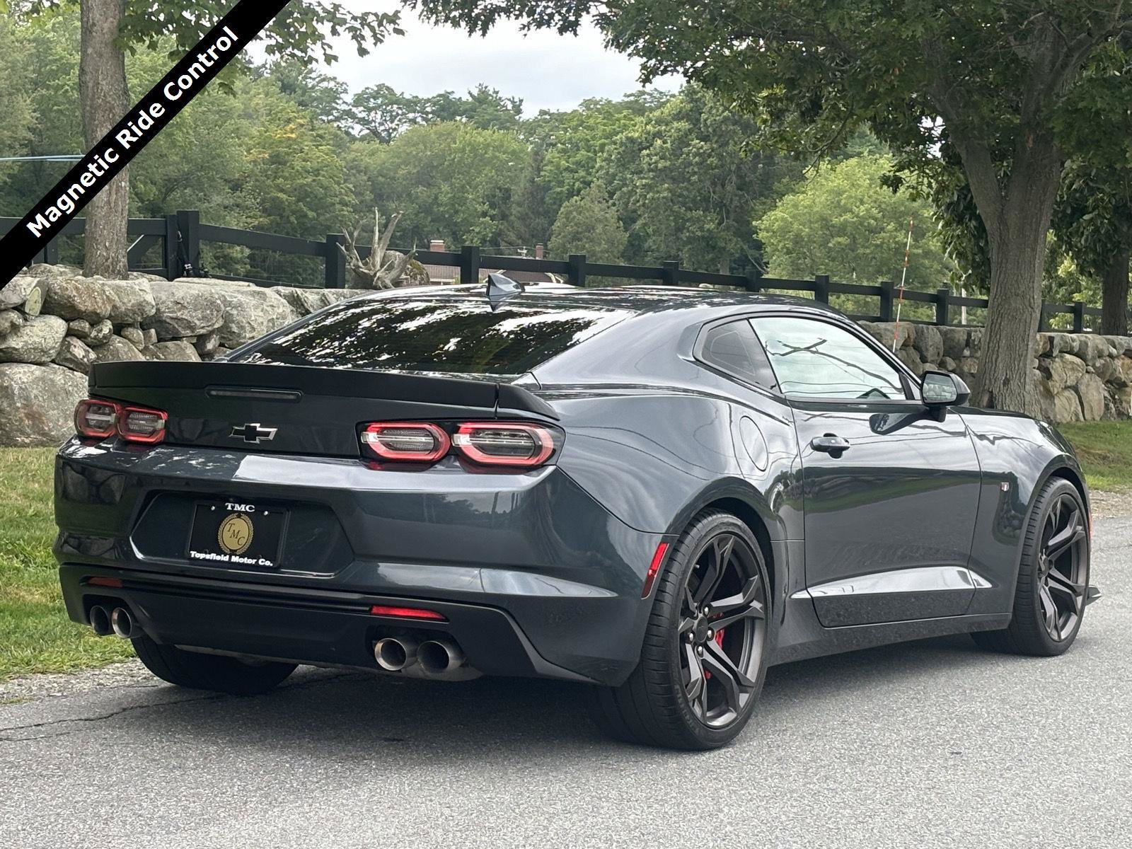Used 2019 Chevrolet Camaro SS RWD image 4
