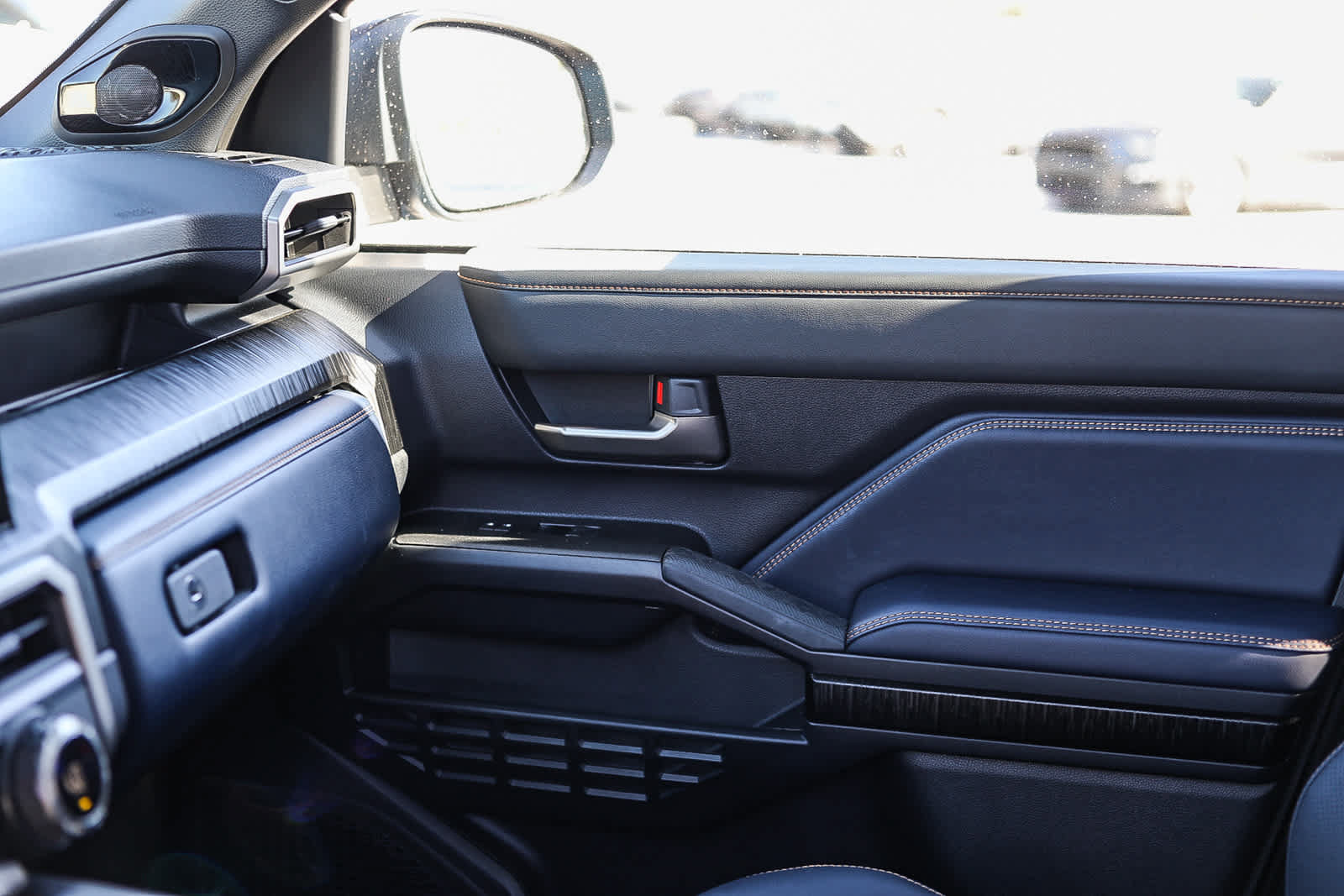 New 2026 Toyota 4Runner Platinum AWD/4WD image 23