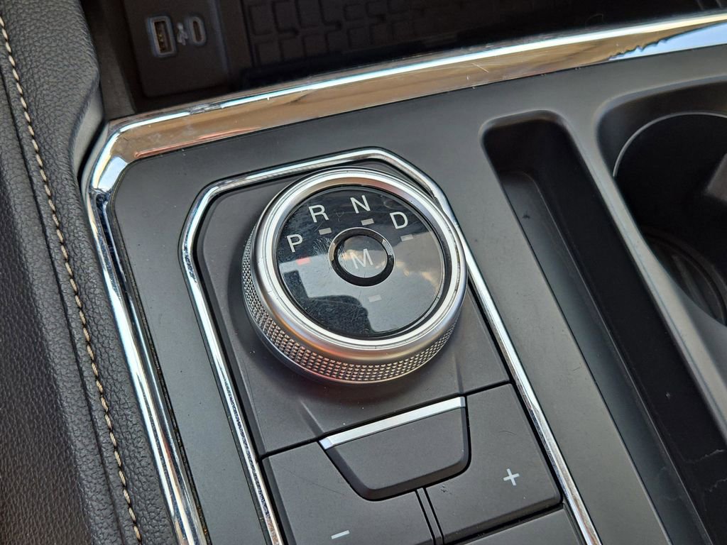 Used 2024 Ford Expedition XLT image 24