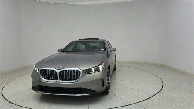 Used 2025 BMW i5 xDrive40 image 69