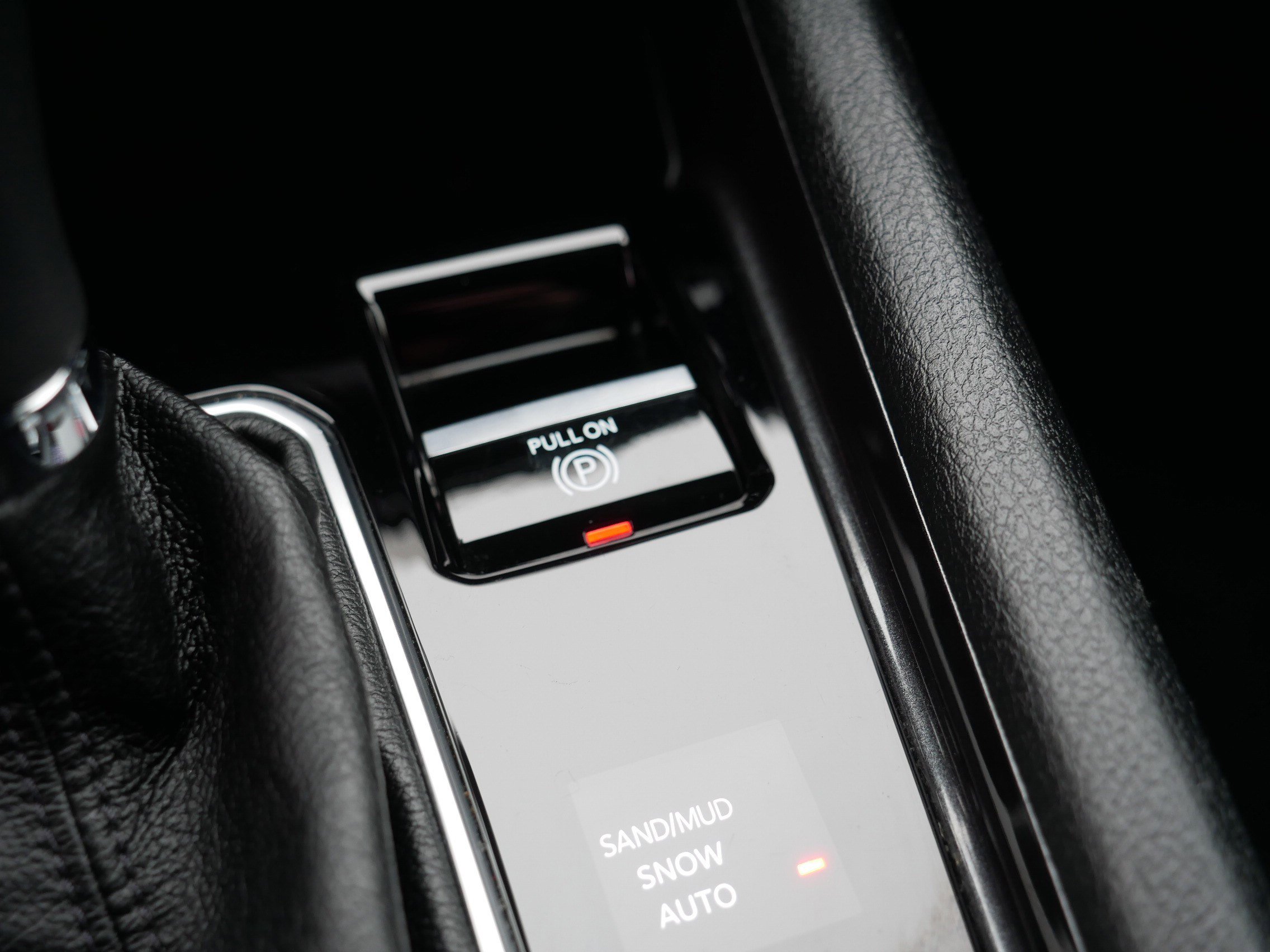 Certified 2024 Jeep Compass Latitude image 32