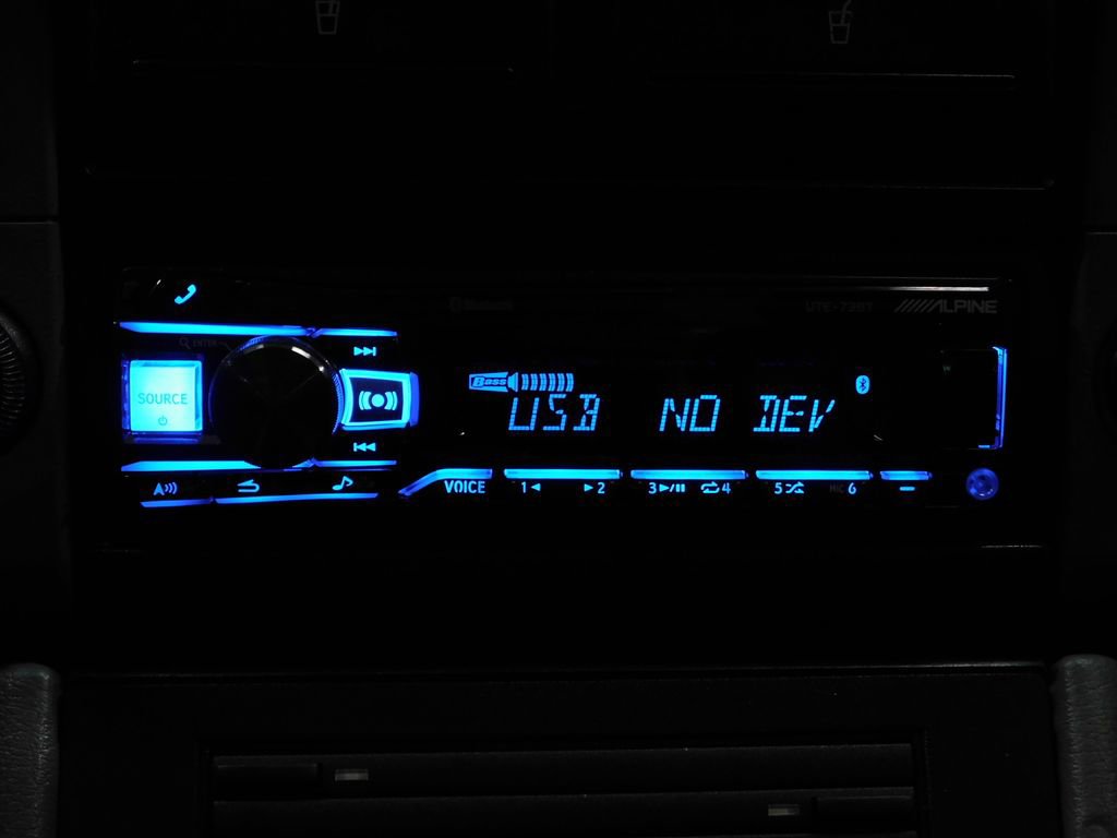 Used 2001 Porsche 911 Carrera 4 image 61