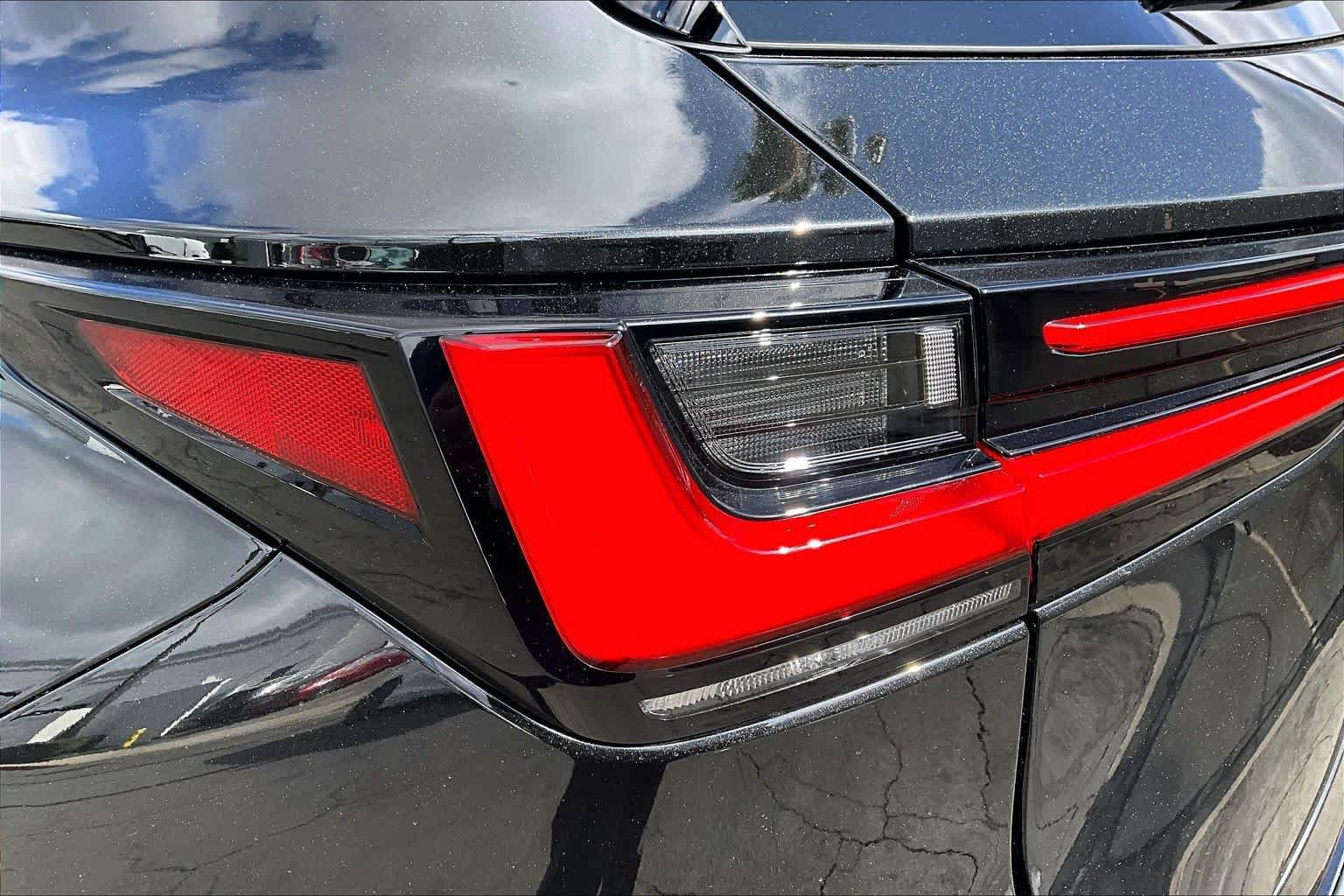 Used 2025 Lexus NX 250 FWD image 28