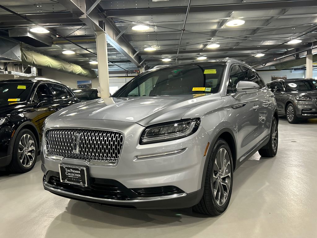 Certified 2022 Lincoln Nautilus Reserve AWD/4WD image 5