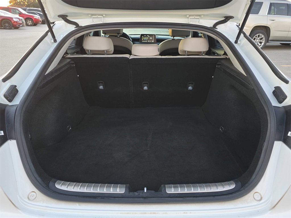 Used 2018 Kia Stinger Premium image 12