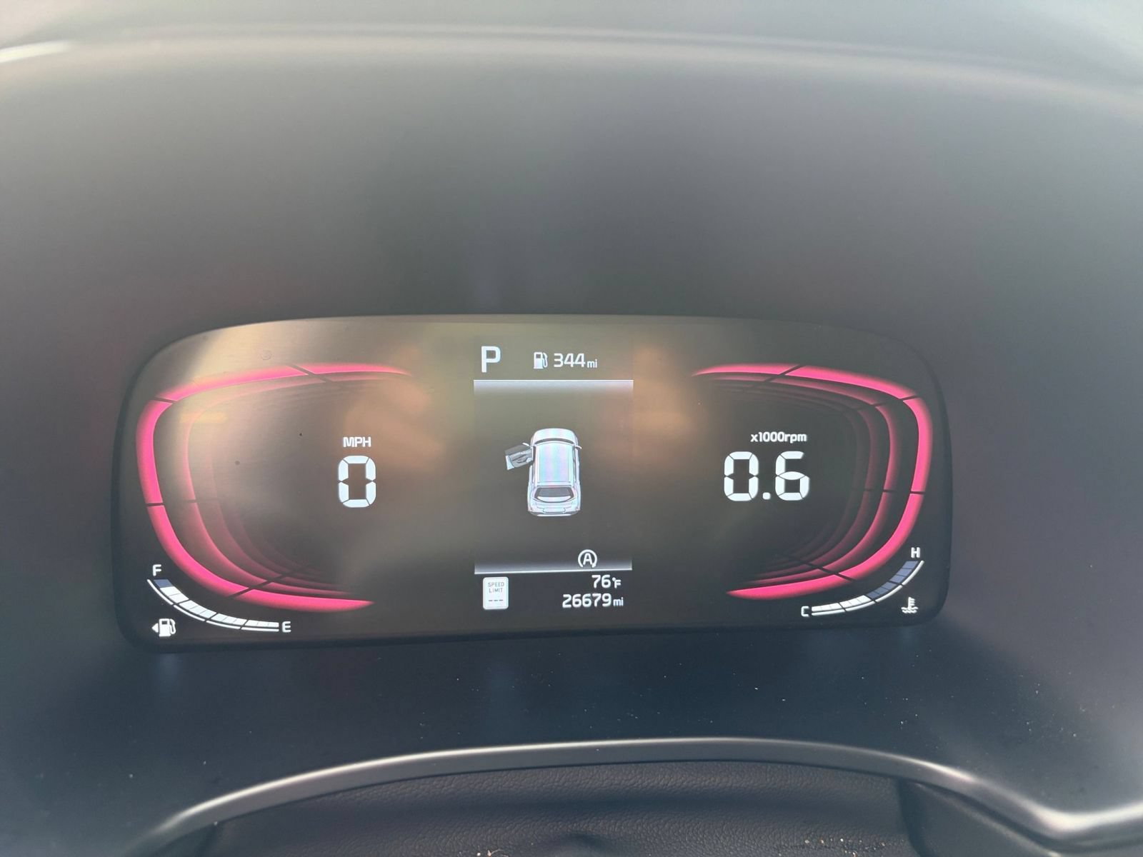 Used 2025 Kia Soul LX w/ LX Technology Package FWD image 36