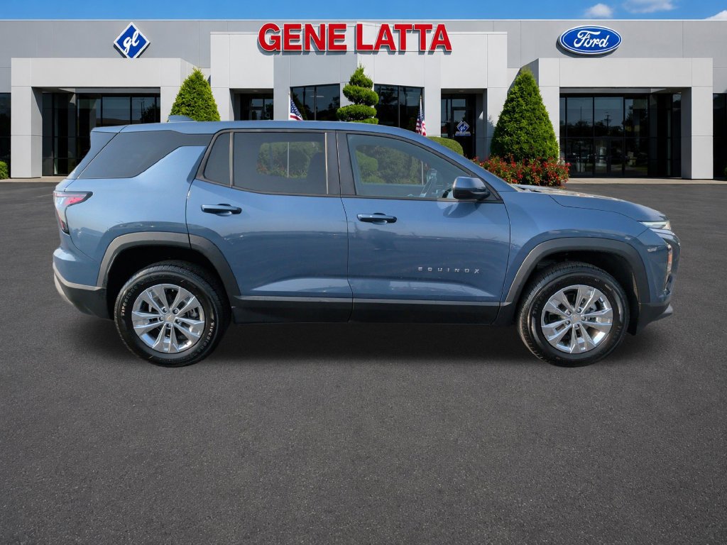 Used 2026 Chevrolet Equinox LT w/ LPO, Floor Liner Package FWD image 9