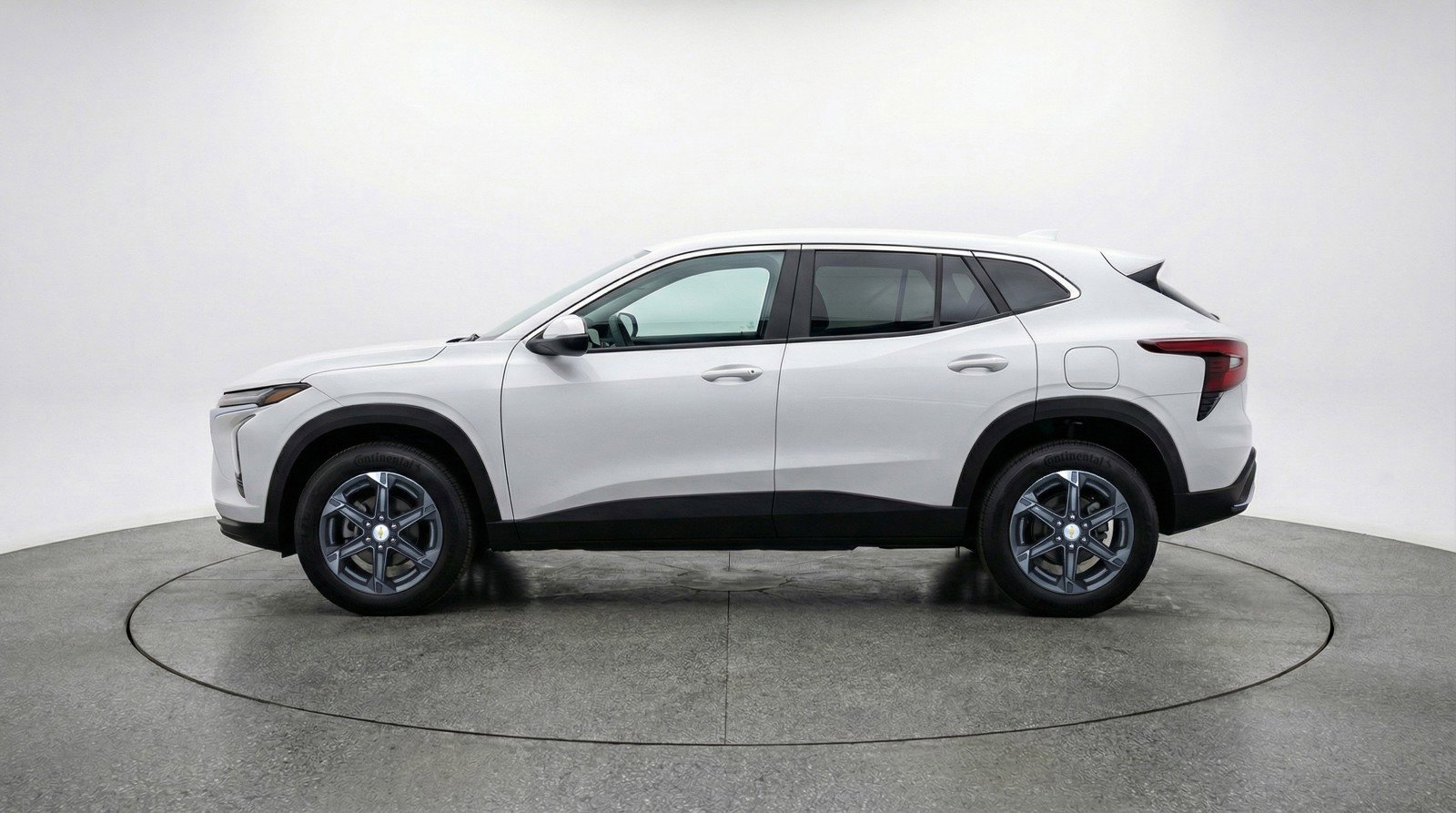 Used 2025 Chevrolet Blazer LT FWD image 5