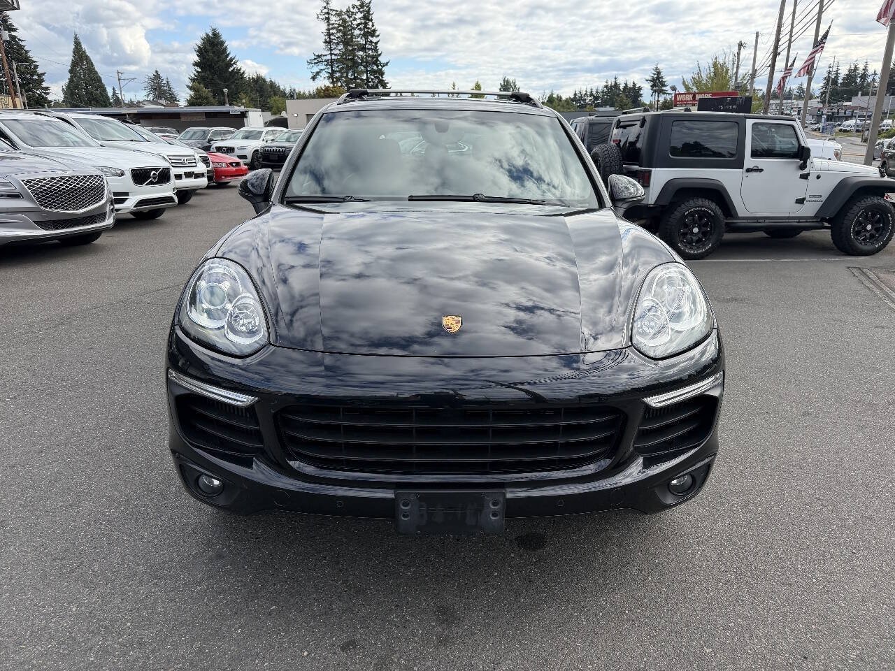 Used 2016 Porsche Cayenne S AWD/4WD image 9