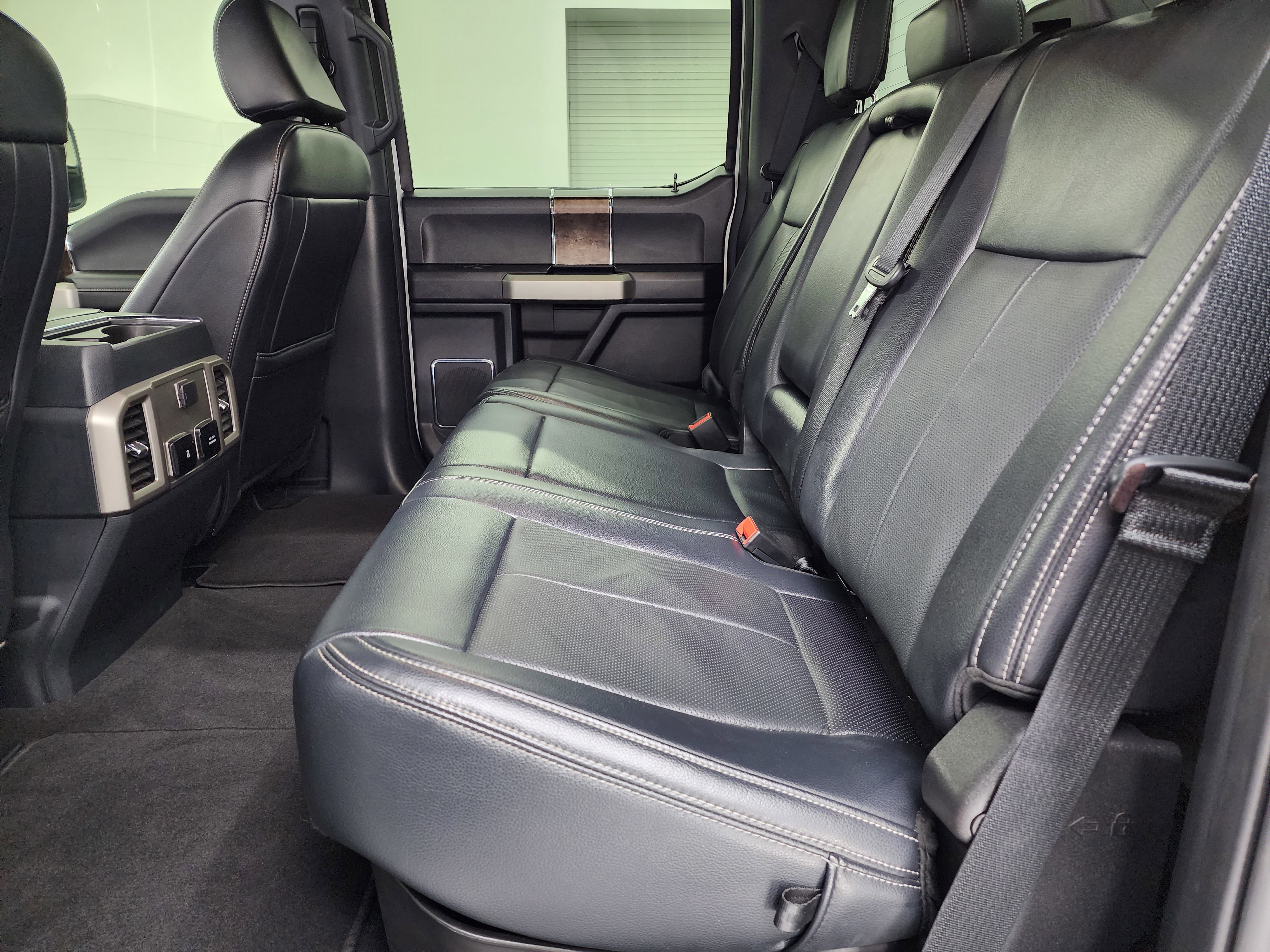 Used 2022 Ford F250 Lariat image 9