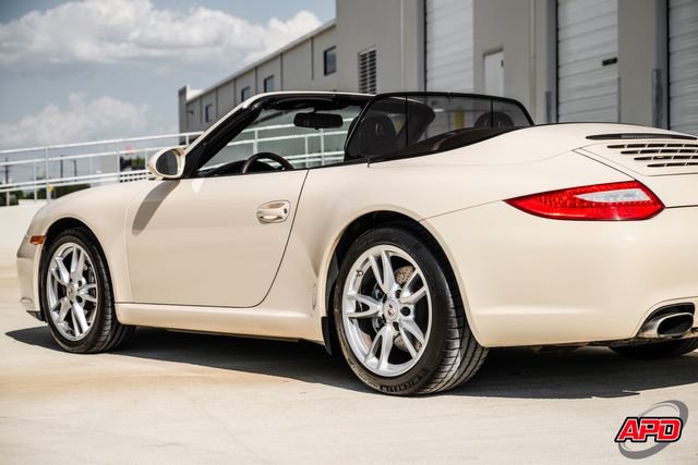 Used 2009 Porsche 911 Carrera RWD image 47