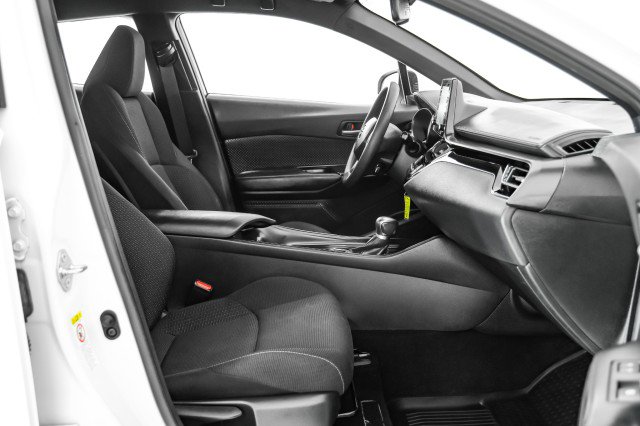 Used 2019 Toyota C-HR LE image 29