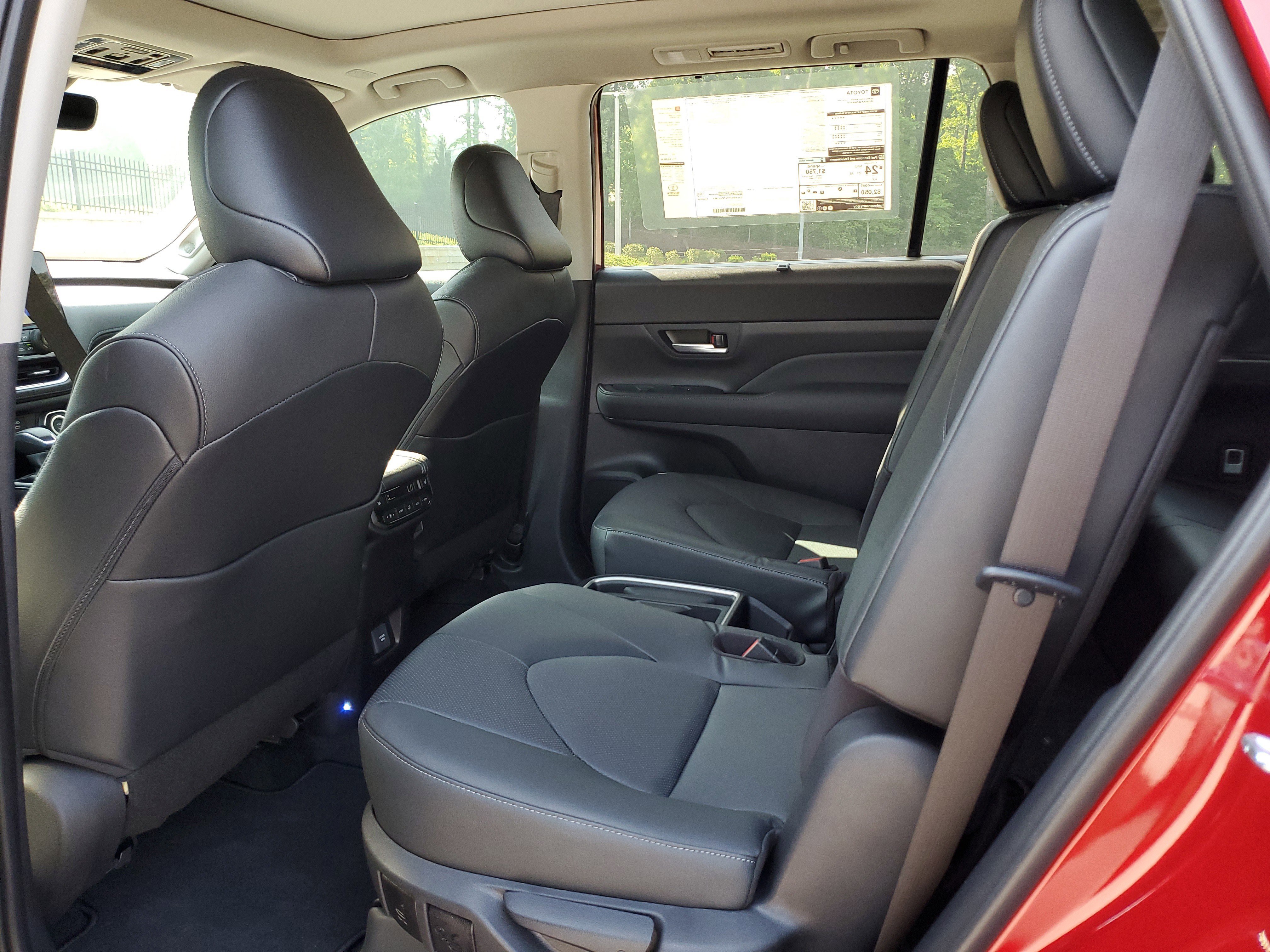 New 2026 Toyota Grand Highlander Limited FWD image 12