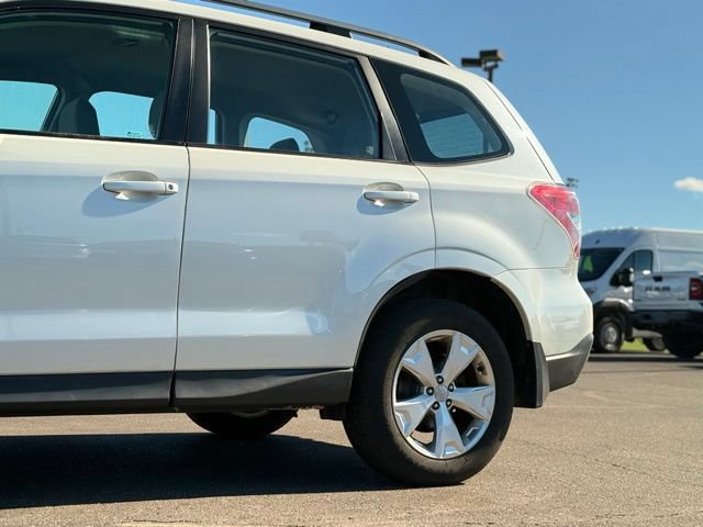 Used 2015 Subaru Forester 2.5i w/ Alloy Wheel Package AWD/4WD image 38