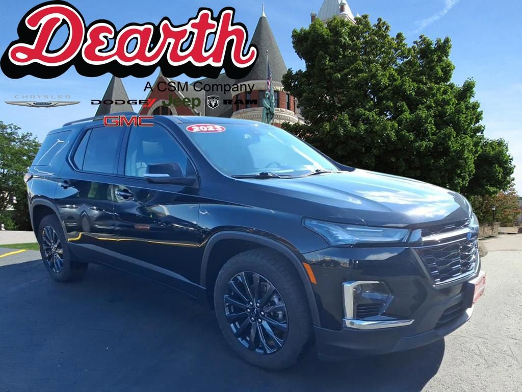 Used 2023 Chevrolet Traverse RS image 1