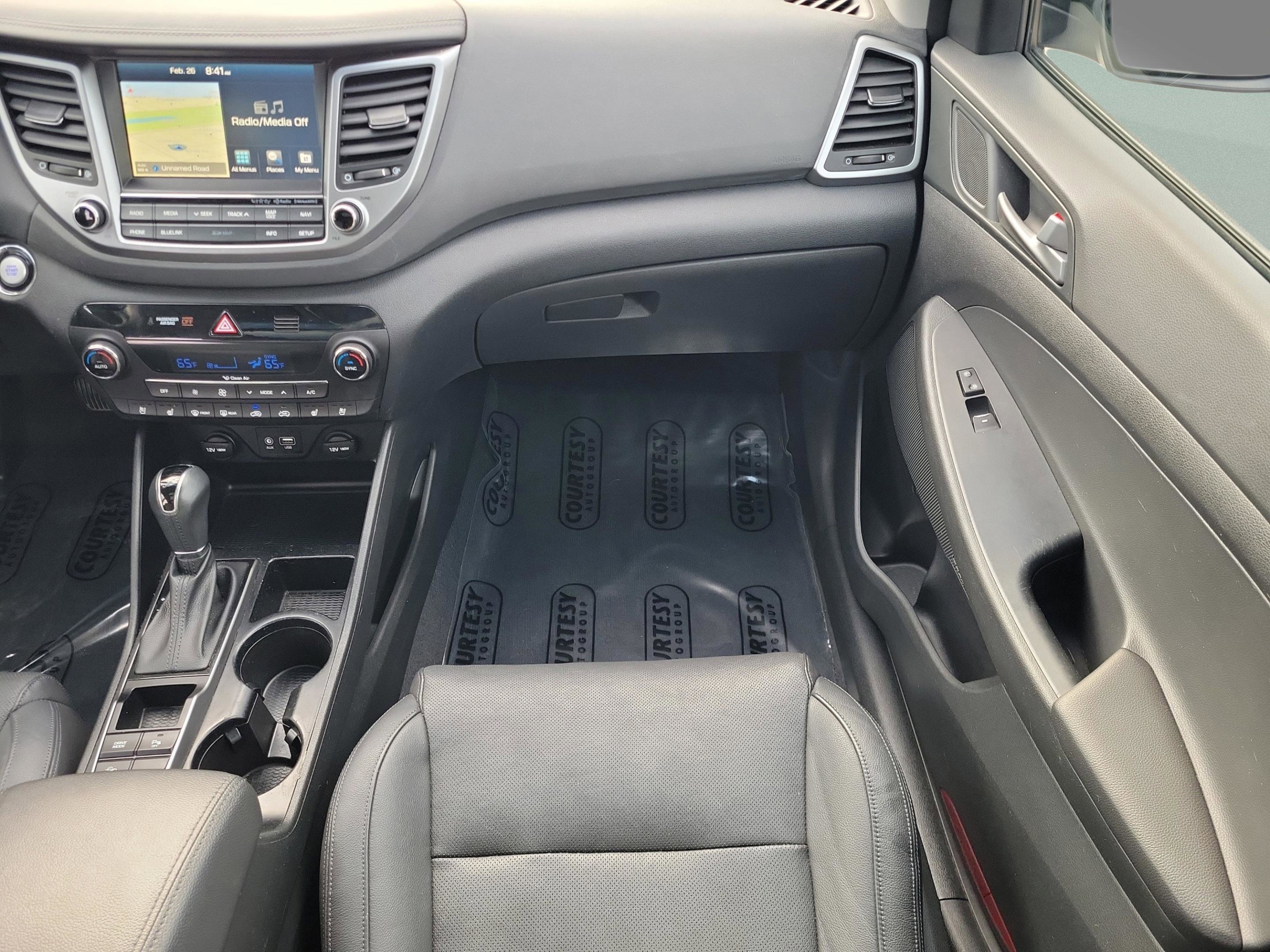 Used 2017 Hyundai Tucson Limited w/ Limited Ultimate Package 03 image 17