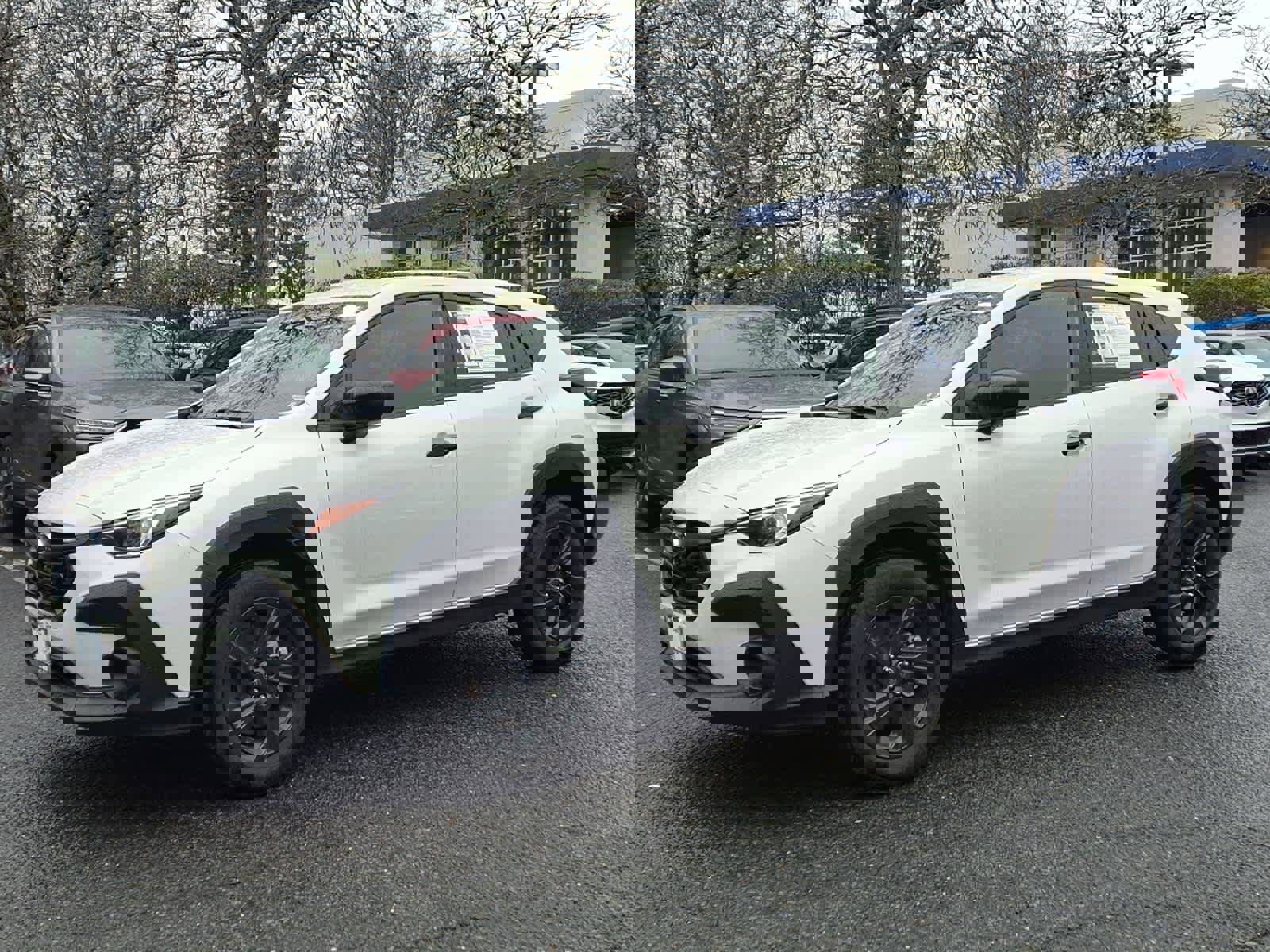 Used 2025 Subaru Crosstrek 2.0i image 3