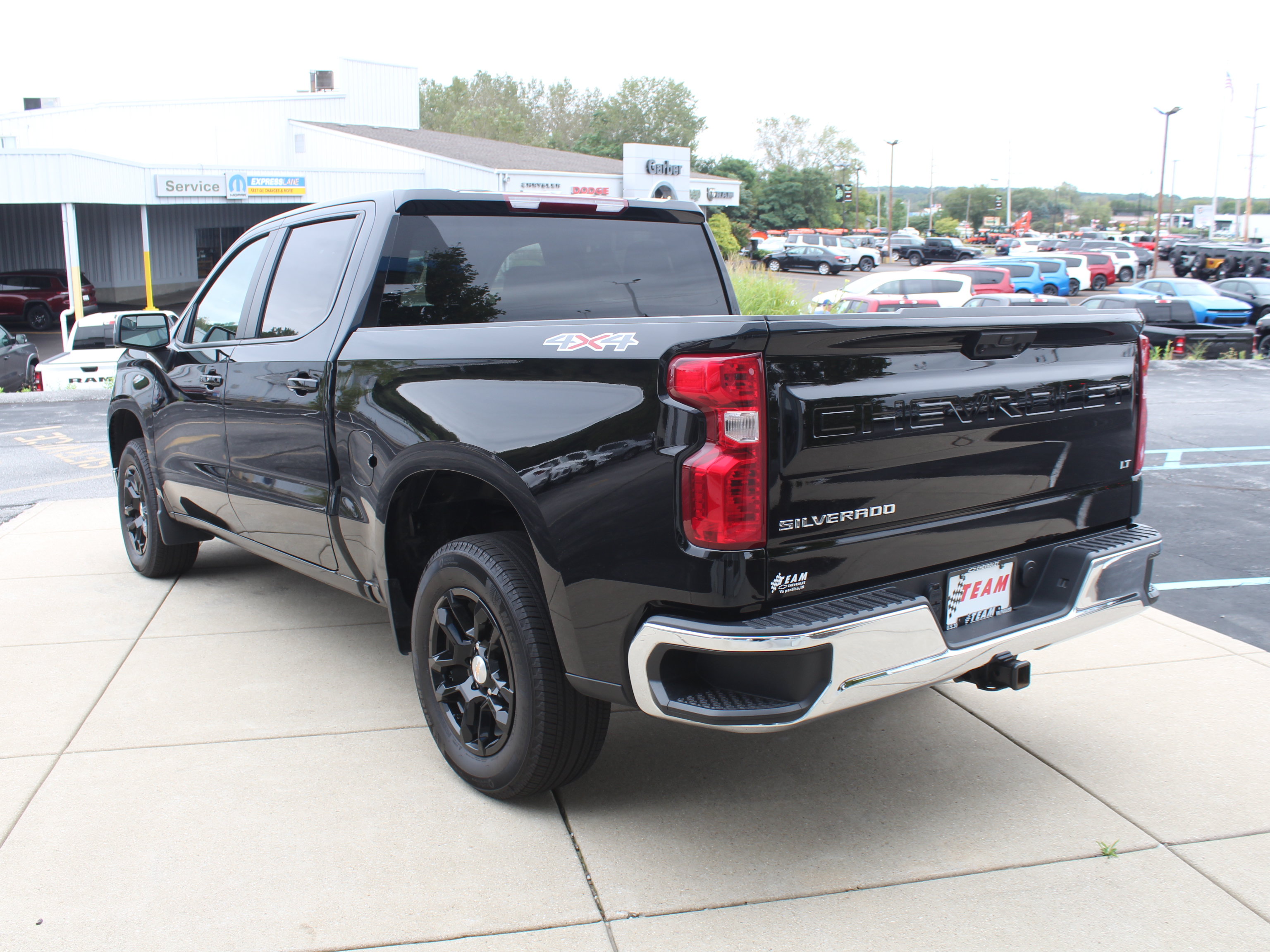 Certified 2026 Chevrolet Silverado 1500 LT AWD/4WD image 8