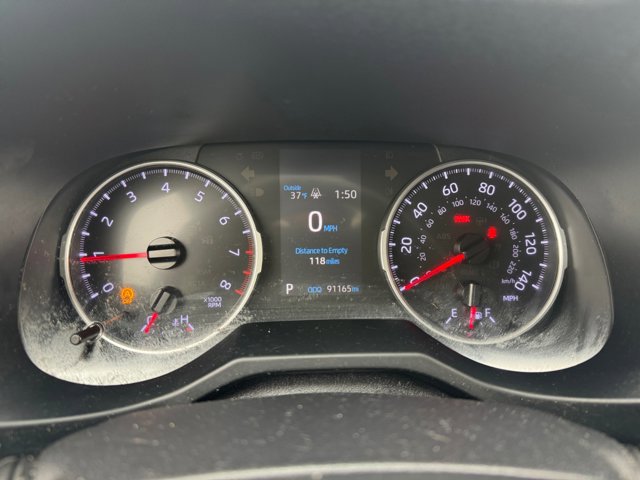 Used 2019 Toyota RAV4 LE w/ Carpet Mat Package AWD/4WD image 31