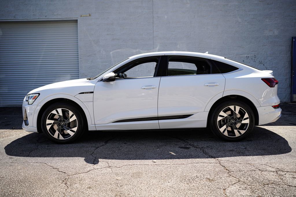 Used 2023 Audi e-tron Premium Plus AWD/4WD image 10