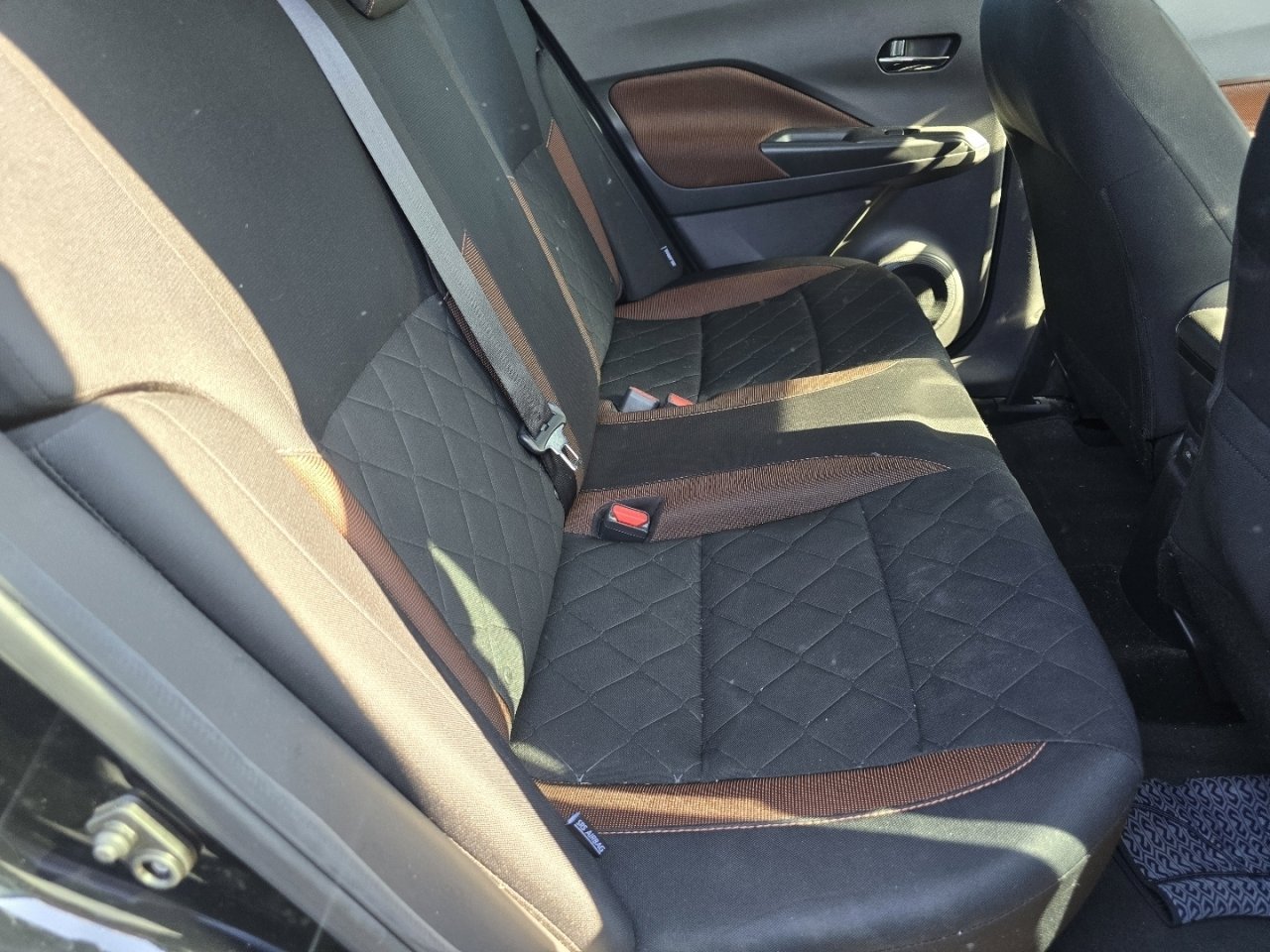 Used 2020 Nissan Kicks SR image 17