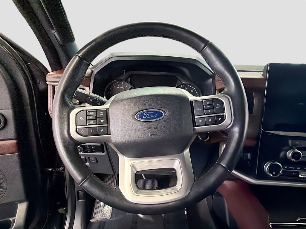 Used 2024 Ford Expedition Limited image 11