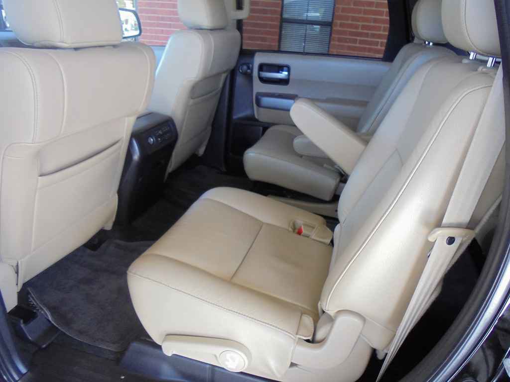 Used 2015 Toyota Sequoia Limited image 9