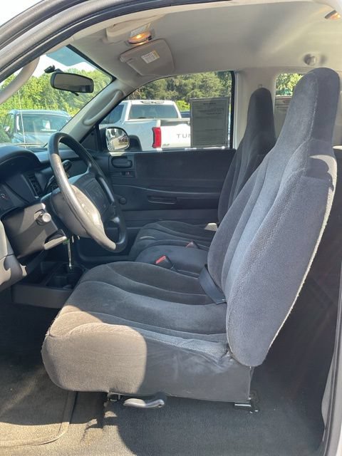 Used 2004 Dodge Dakota Sport w/ Deluxe Convenience Group RWD image 15